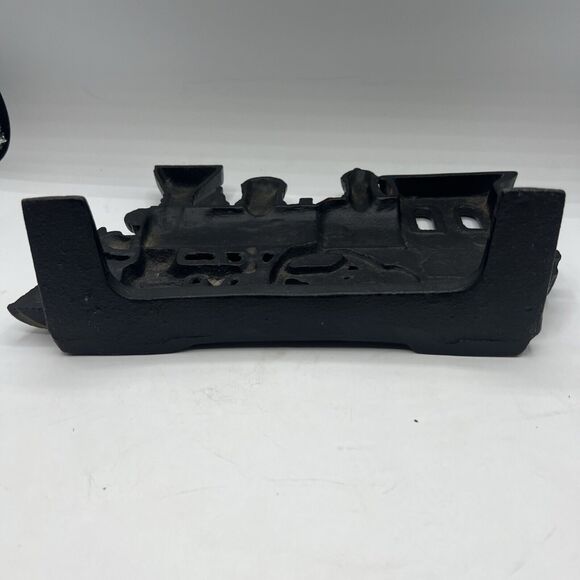 CAST IRON STEAM LOCOMOTIVE TRAIN ENGINE DOOR STOP Ori.H paint 10.5 x 6.5 PAINTED - Picture 6 of 6